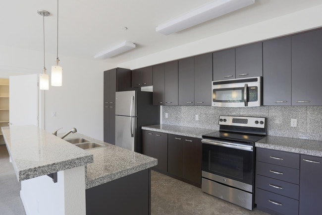 Bridgeton Apartments