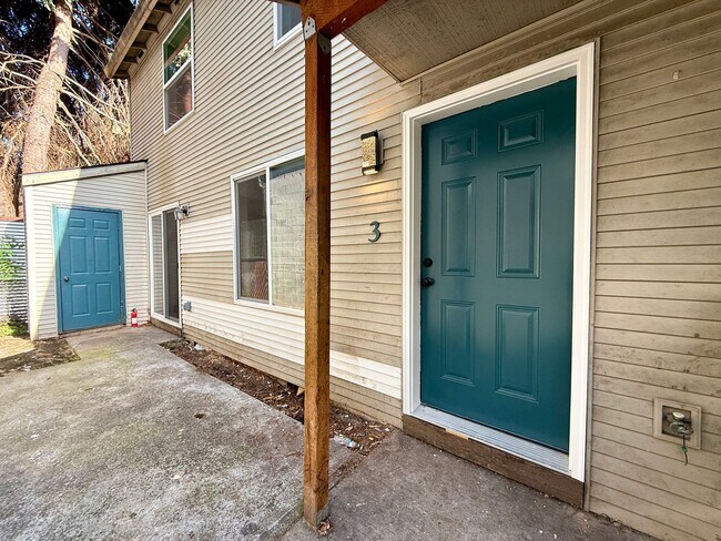 4439 SE 52nd Ave in Portland, OR - Building Photo - Building Photo