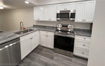 3915 Edgewater Dr in Sebring, FL - Building Photo - Building Photo