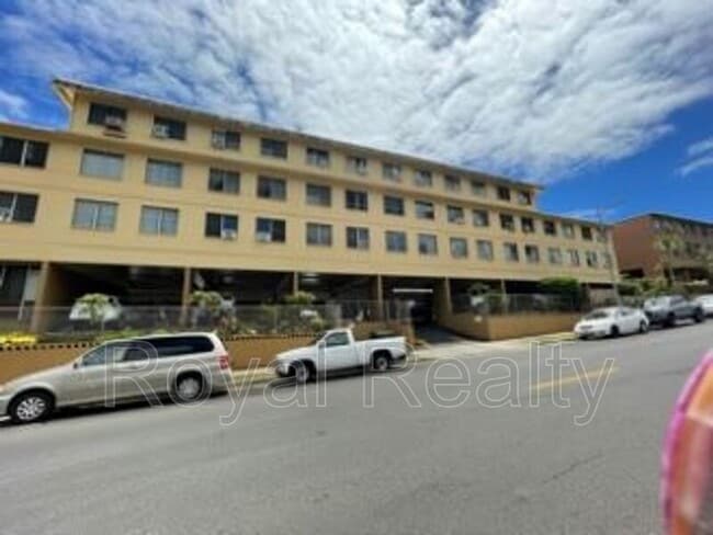 property at 3003 Ala Napuaa Pl