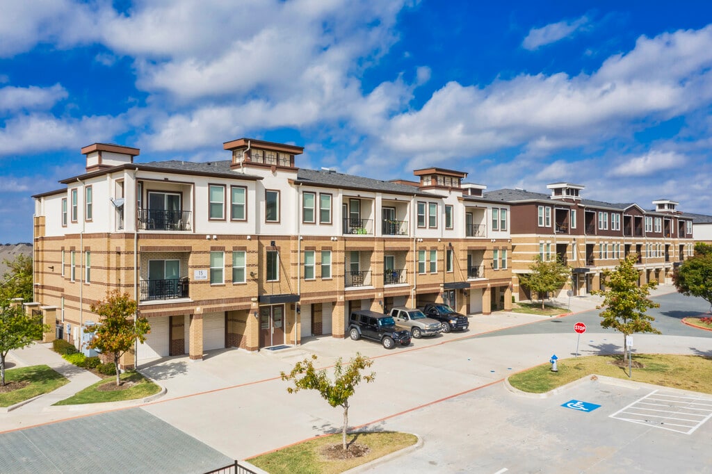 McKinney Square Apartments in McKinney, TX