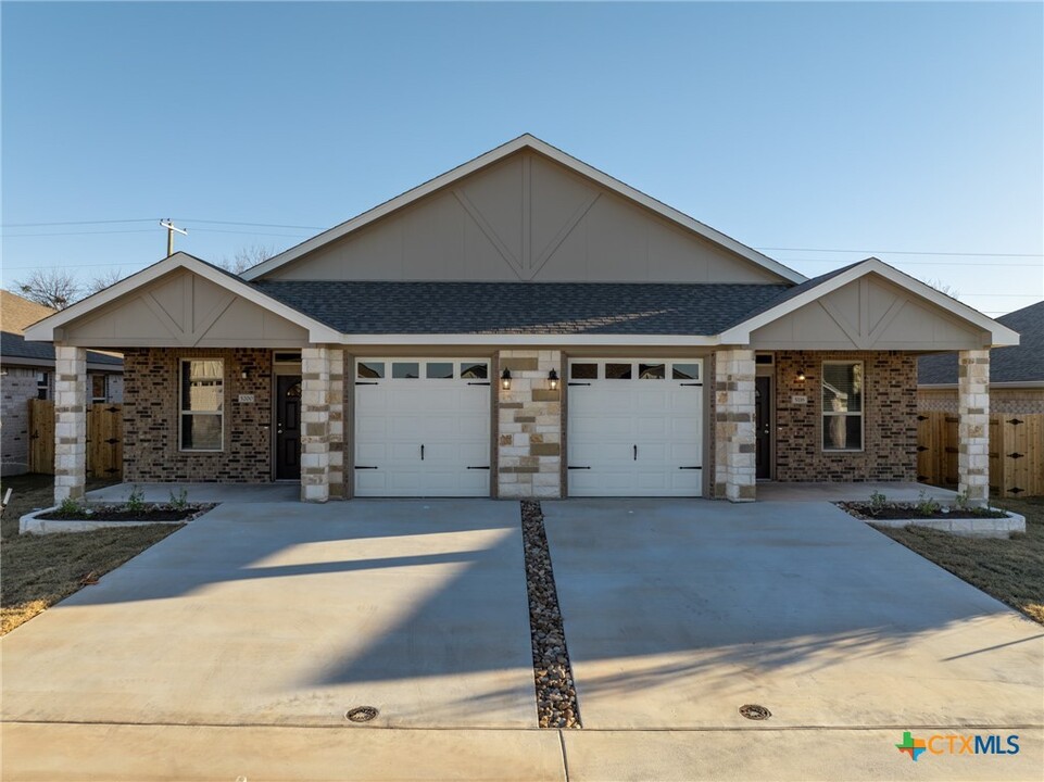 5116 Rose Gdn Lp in Killeen, TX - Building Photo