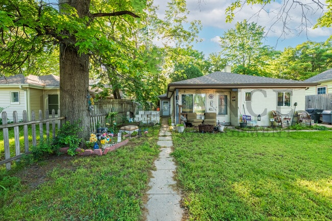 1554 N Salina Ave in Wichita, KS - Building Photo - Building Photo