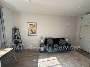 2475 Victoria Ave in San Luis Obispo, CA - Building Photo - Building Photo