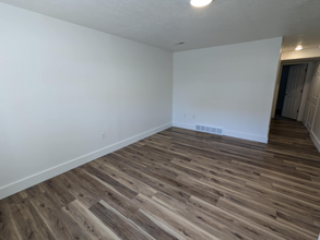 341 E 2700 N in North Logan, UT - Building Photo - Building Photo