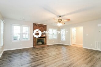 5313 Westrock Dr in Pfafftown, NC - Building Photo - Building Photo