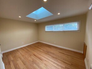 1205 N Harlem Ave, Unit 10 in Oak Park, IL - Foto de edificio - Building Photo