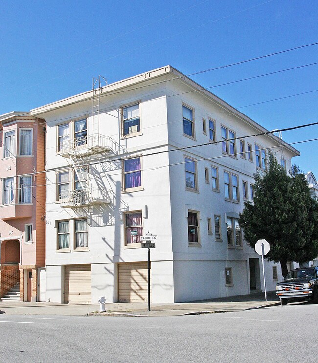 695 9th Ave in San Francisco, CA - Foto de edificio - Building Photo