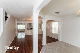 7711 Braun Bend in San Antonio, TX - Building Photo - Building Photo