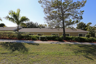 Villa Assumpta in Jensen Beach, FL - Building Photo - Building Photo