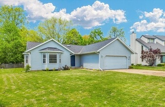 405 Ridge Rd in Mahomet, IL - Building Photo - Building Photo