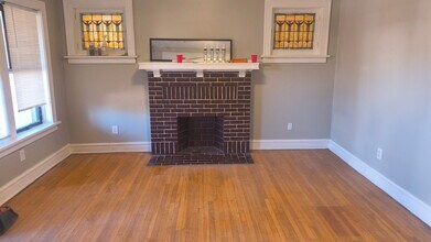 4870 E Lee Ave in St. Louis, MO - Building Photo - Building Photo