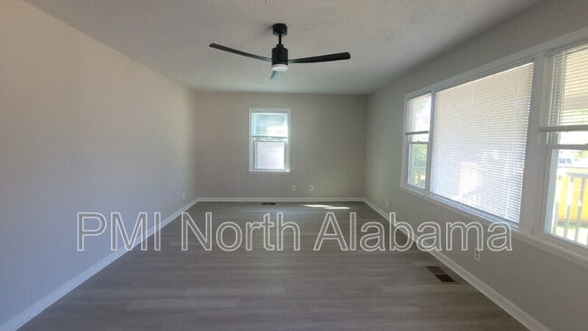 3901 Newson Rd SW in Huntsville, AL - Building Photo - Building Photo