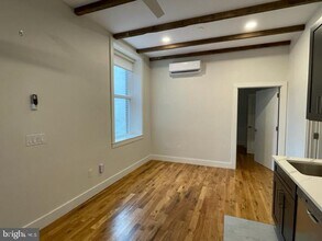 30 MacLean St in Princeton, NJ - Building Photo - Building Photo