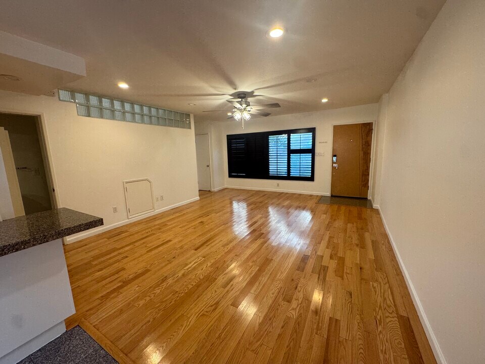 2912 11th St, Unit 3 in Santa Monica, CA - Building Photo