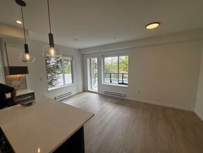 6220 Gooseberry Dr in Surrey, BC - Building Photo - Building Photo