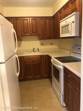 709 W Park Ave in Libertyville, IL - Building Photo - Building Photo