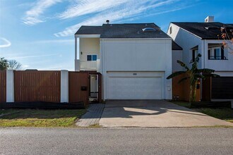 2922 Bering Dr in Houston, TX - Foto de edificio - Building Photo