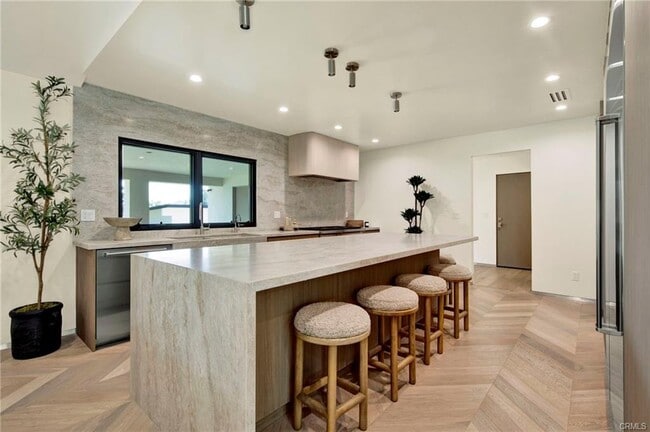 10742 Walnut Dr in Los Angeles, CA - Building Photo - Building Photo
