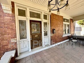 1624 Wightman St in Pittsburgh, PA - Building Photo - Building Photo