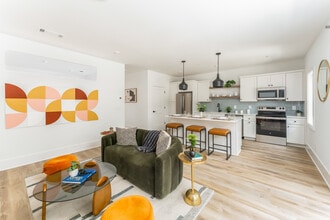 The Gracewood in Atlanta, GA - Building Photo - Building Photo