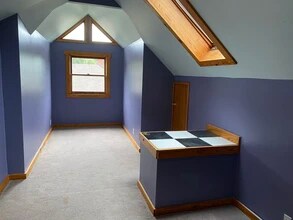 601 S Grant St in Bloomington, IN - Foto de edificio - Building Photo