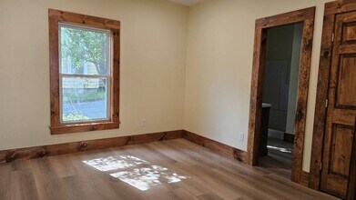 158 3rd St in Newport, VT - Building Photo - Building Photo