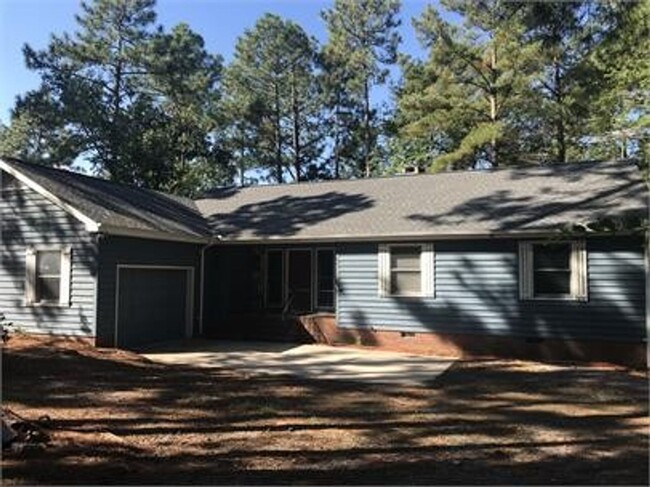 26 Sahara Cir in Sanford, NC - Building Photo - Building Photo