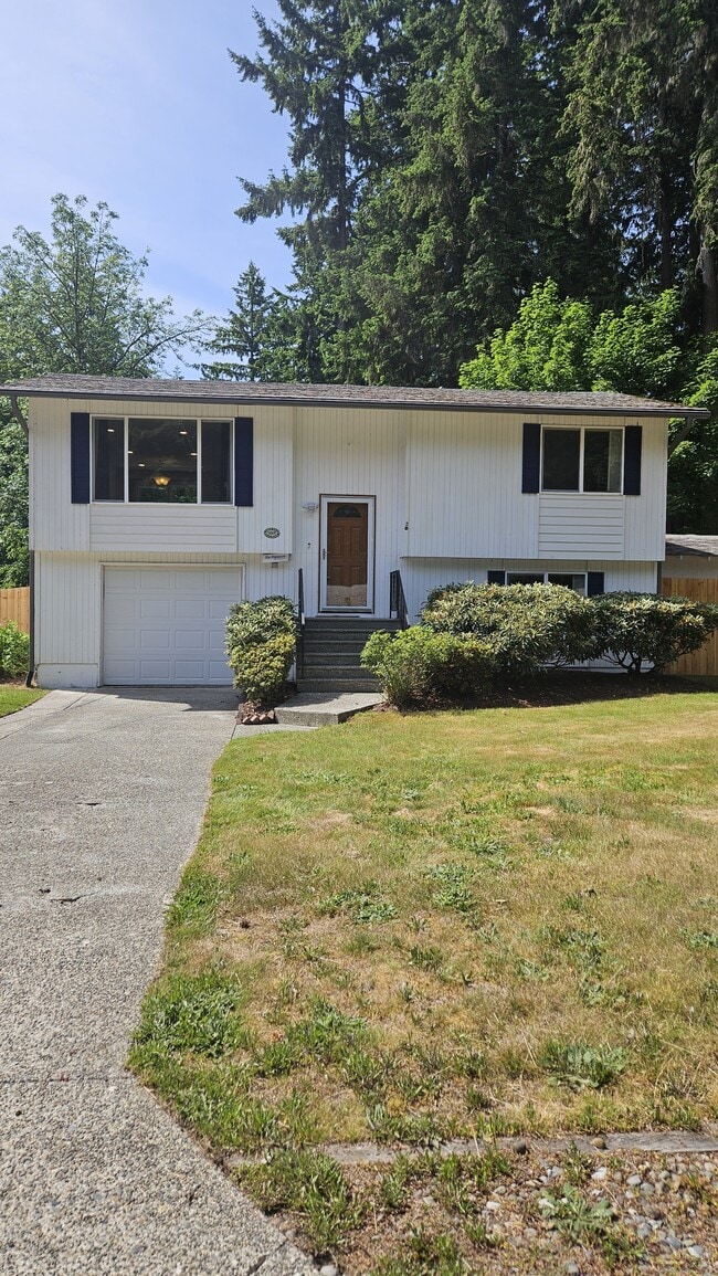 property at 6005 6th Ave SE
