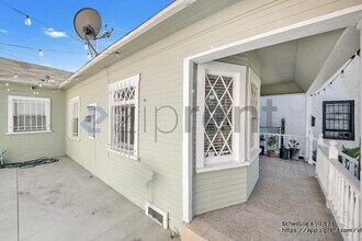 542 Magnolia Ave in Long Beach, CA - Building Photo - Building Photo