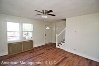 137 W Meadow Rd photo'