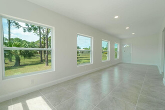 8231 Coconut Blvd in West Palm Beach, FL - Building Photo - Building Photo