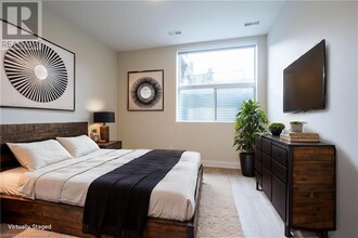 728 11th Ave in Hamilton, ON - Building Photo - Building Photo