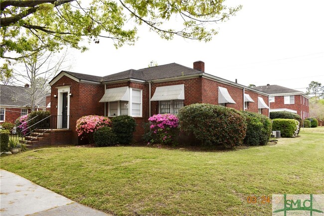 601 E 52nd St in Savannah, GA - Building Photo - Building Photo