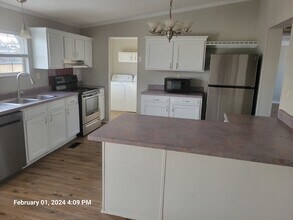 101 Gibson Cir in Kathleen, GA - Building Photo - Building Photo