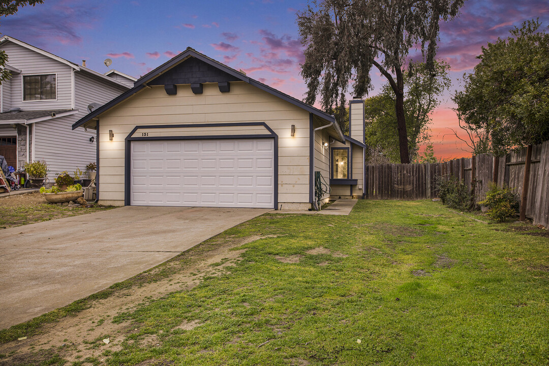 131 Trident Ct in Vallejo, CA - Building Photo