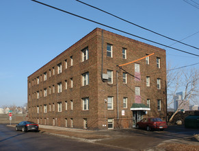 Dundry House in Minneapolis, MN - Building Photo - Building Photo