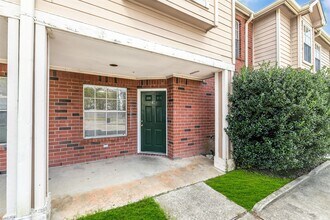 10007 Emerald Creek Dr in Houston, TX - Building Photo - Building Photo