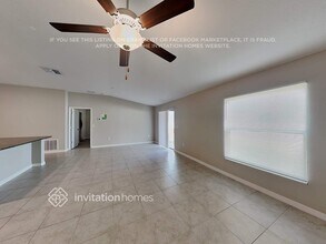 11176 Riley Pines Cir in Gibsonton, FL - Foto de edificio - Building Photo