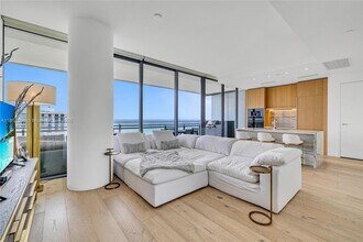 8701 Collins Ave in Surfside, FL - Building Photo - Building Photo