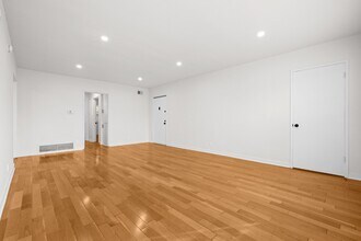 354 S Camden Dr in Beverly Hills, CA - Building Photo - Building Photo