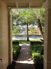 141 E Thatch Palm Cir in Jupiter, FL - Building Photo - Building Photo