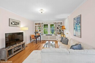 4900 Depot Ln in Cutchogue, NY - Building Photo - Building Photo