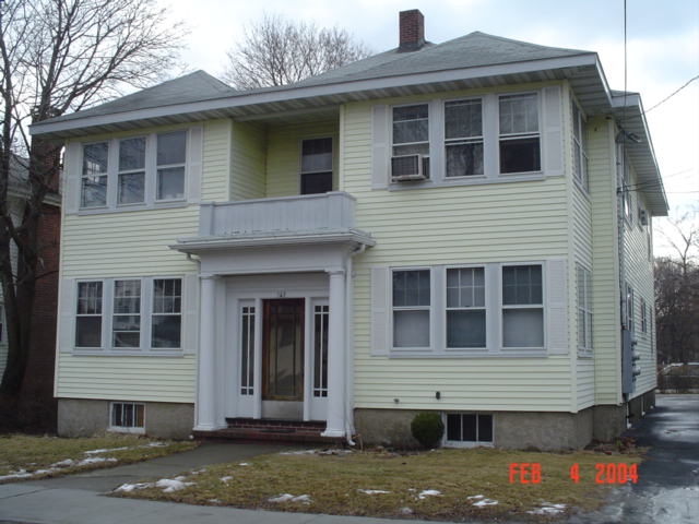 143 Atlantic St in Quincy, MA - Foto de edificio