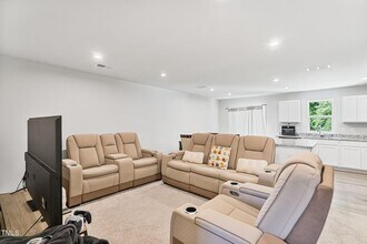 6684 Gibraltar Rock Dr in Raleigh, NC - Building Photo - Building Photo