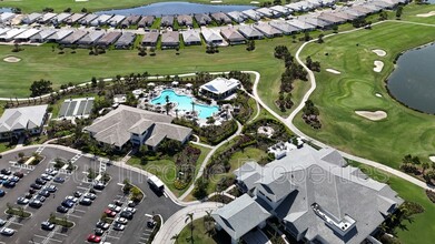 16419 Isola Pl in Lakewood Ranch, FL - Building Photo - Building Photo