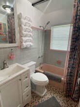 8418 N Gomez Ave in Tampa, FL - Building Photo - Building Photo