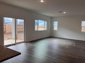 12314 Rocky Frd Ct in Rancho Cordova, CA - Building Photo - Building Photo