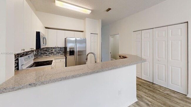 2217 SE 23rd Ave in Homestead, FL - Building Photo - Building Photo