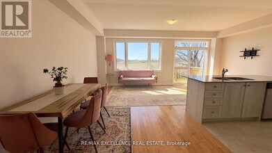 136 Freedom Cres in Hamilton, ON - Building Photo - Building Photo